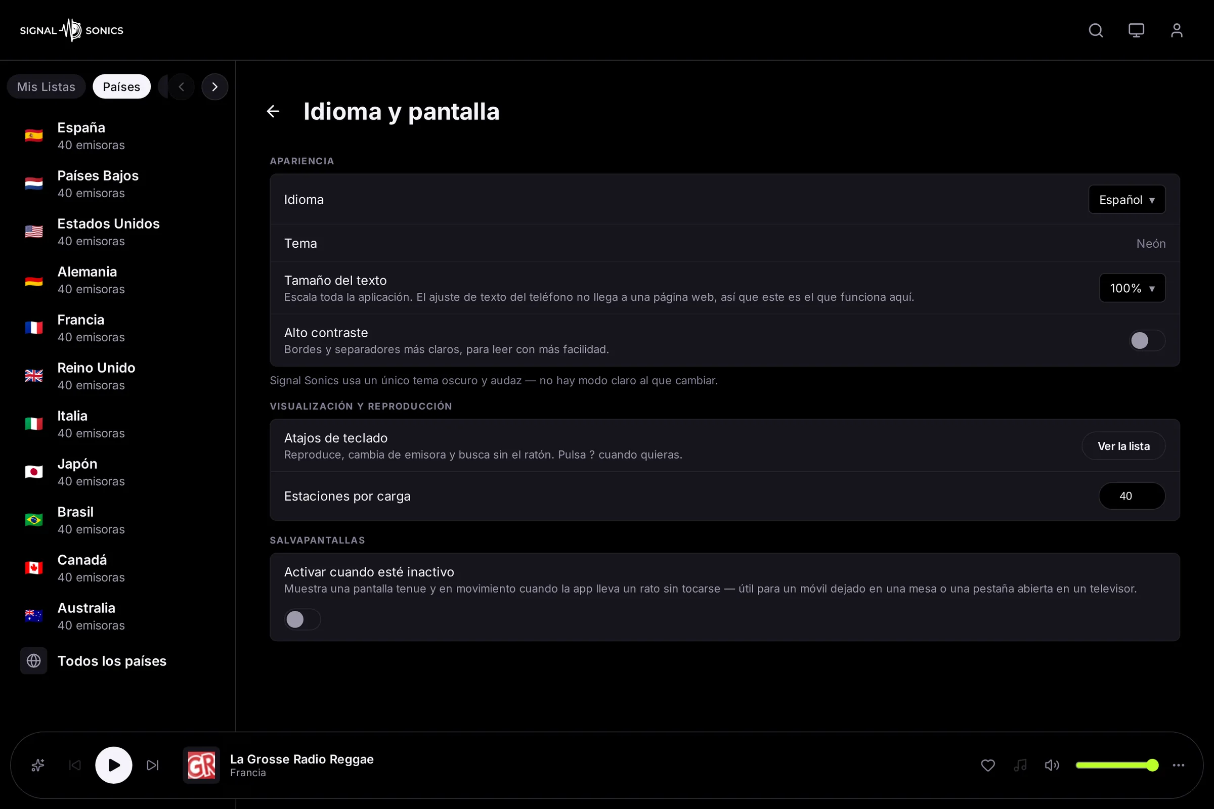 Los ajustes de idioma y pantalla en un portátil: idioma, tema, tamaño del texto, alto contraste, atajos de teclado y cuántas emisoras se cargan por país